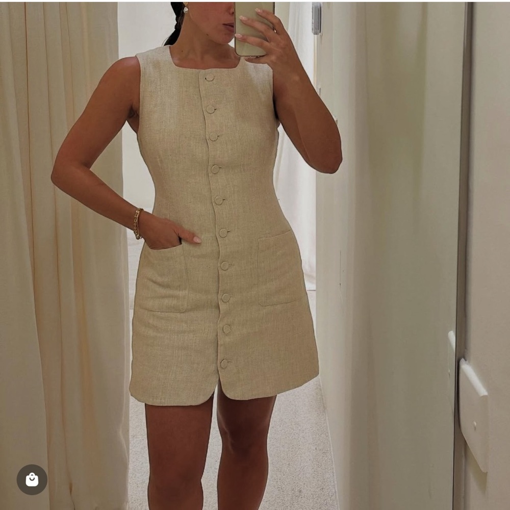 Commense Beige Button-Up Shift Dress With Pockets